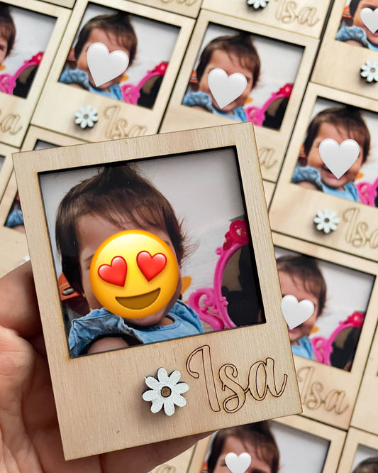 Souvenirs Portarretrato imantado en madera personalizado - Mínimo 25 unidades